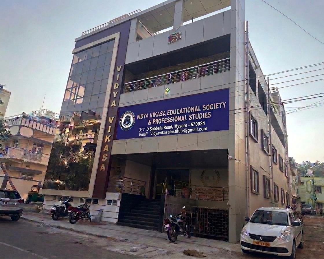 Management and technology courses in Bangalore